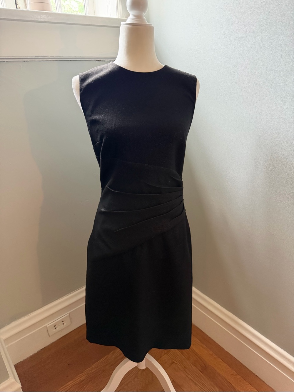 NWT Diane Von Furstenberg DVF Glennie Metallic Black Sheath Dress Size 8 - Picture 2 of 8